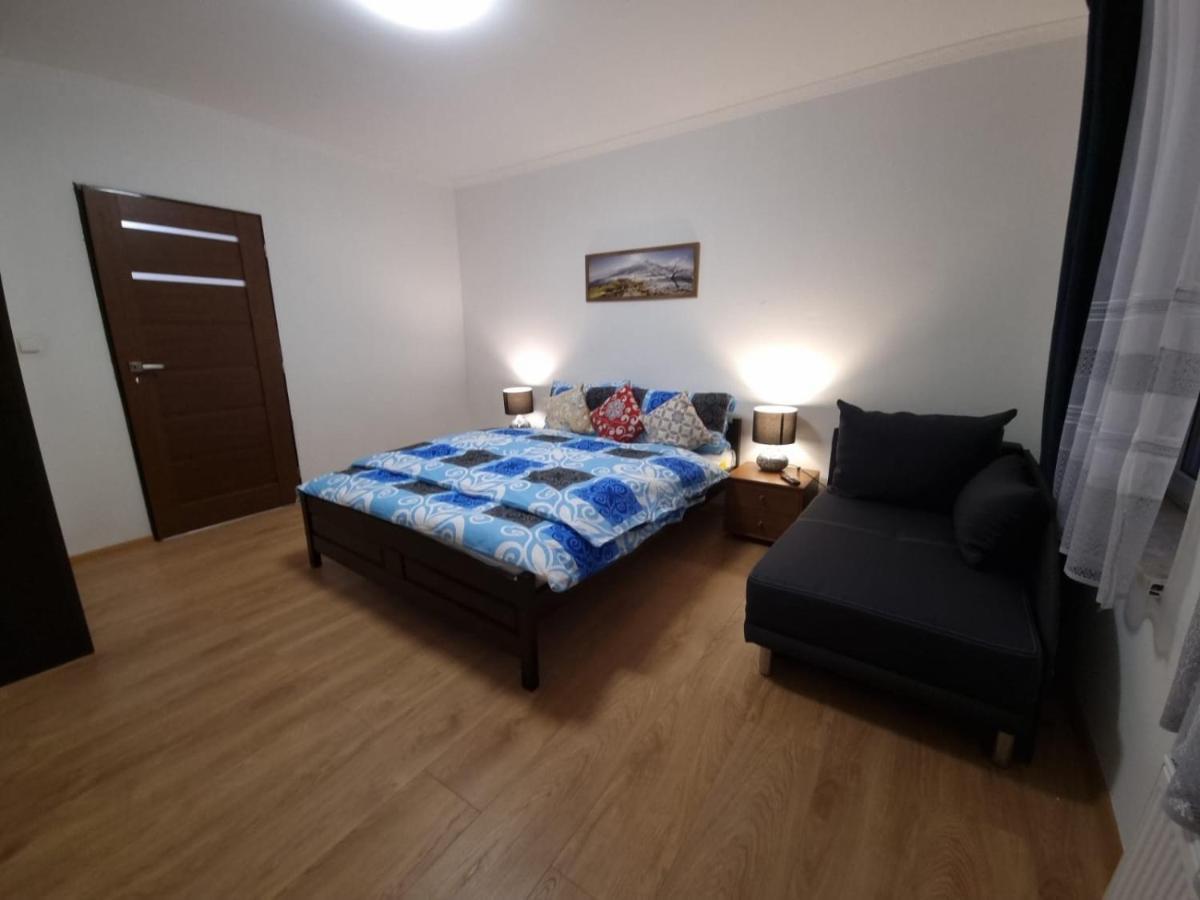 Apartman V Krusnych Horach-Free Parking Яхимов Экстерьер фото